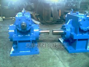 絡(luò)蝸桿減速機-平面包絡(luò)蝸桿減速機